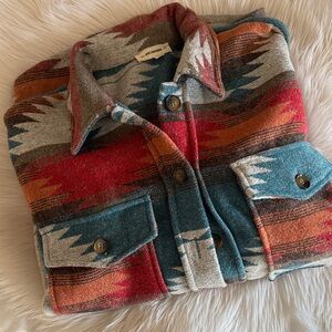Eesome Multicolor Patterned Knit shirt Jacket